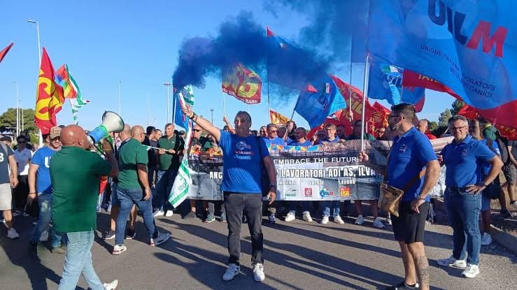 Ex Ilva, l’indotto incrocia le braccia: 24 ore di sciopero e blocchi stradali